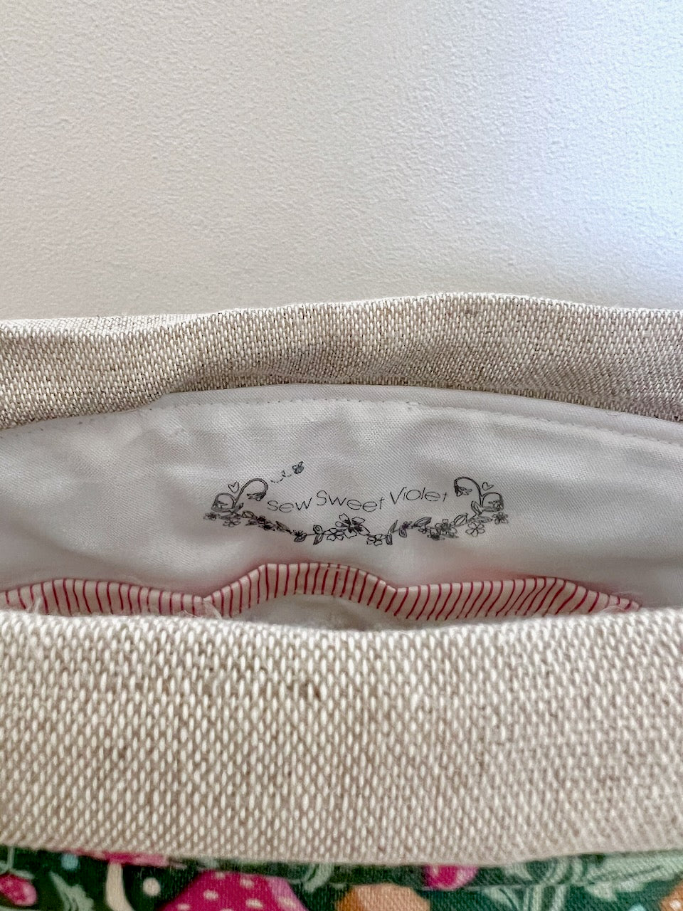 Drawstring Signature Project Bag & Wooden Oak Leaf - Tilda Green Bedtime Birds