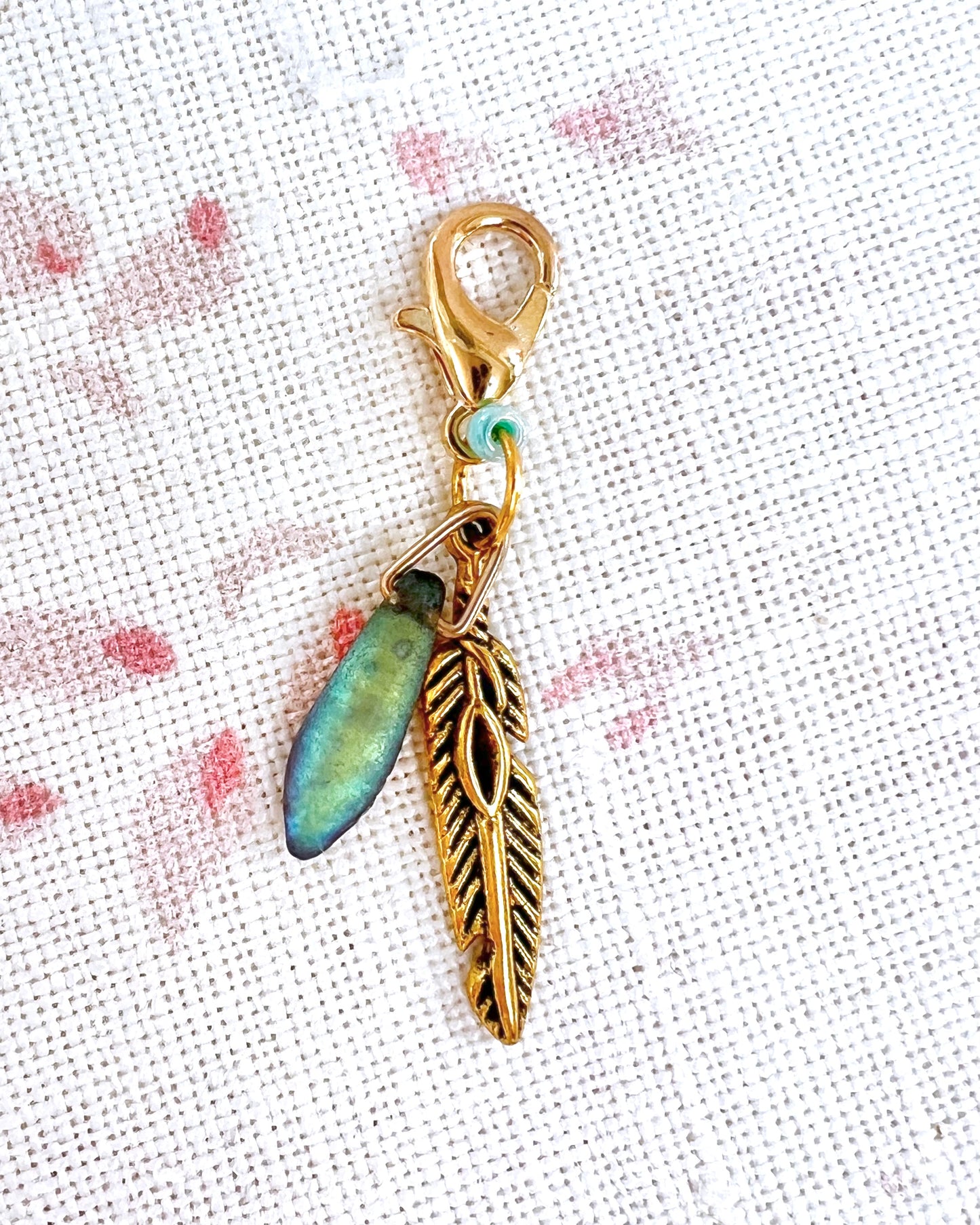 Turquoise Lucky Feather - Progress Keeper